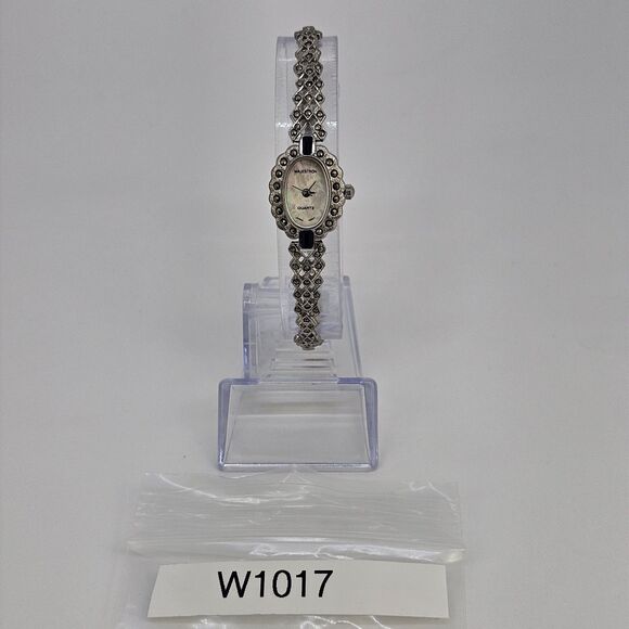 VTG Majestron Watch‎ Women 18mm Marcasite MOP Oval Dial 7\